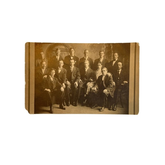 Antique 1900s Ephemera RPPC Postcard Large Group Portrait Black White Unused SEE - Picture 2 of 4
